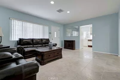 6648 Gaviota Avenue, Lake Balboa, CA 91406 - Photo 8