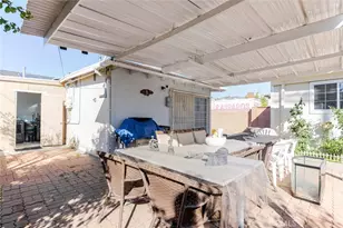 7230 Case Ave, Los Angeles, CA 91352 - Photo 26