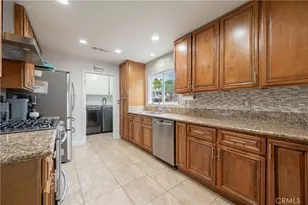 9434 McLennan Ave., Northridge, CA 91343 - Photo 8