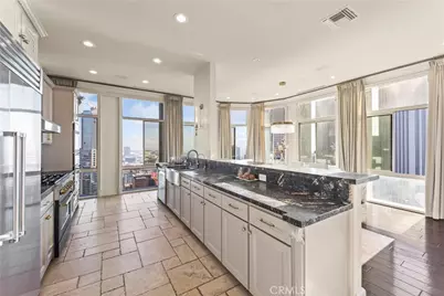 800 W 1st #3203, Los Angeles, CA 90012 - Photo 10