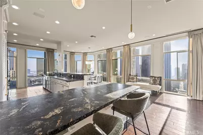 800 W 1st #3203, Los Angeles, CA 90012 - Photo 18