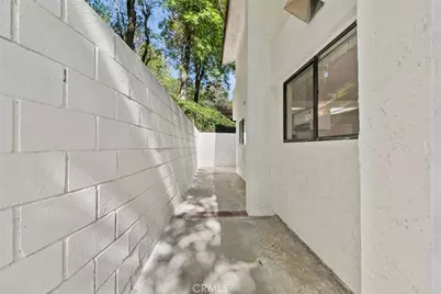 1321 Greenbriar, Glendale, CA 91207 - Photo 60