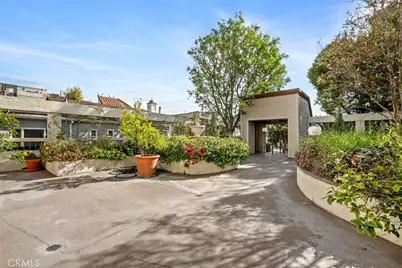 427 E Orange Grove Ave #301, Burbank, CA 91501 - Photo 38