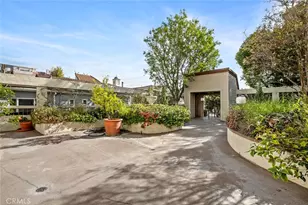 427 E Orange Grove Ave, Burbank, CA 91501 - Photo 38