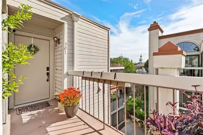 427 E Orange Grove Ave #301, Burbank, CA 91501 - Photo 32