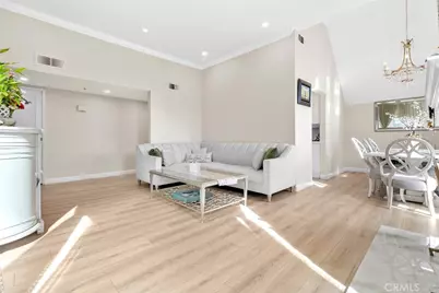 427 E Orange Grove Ave #301, Burbank, CA 91501 - Photo 6