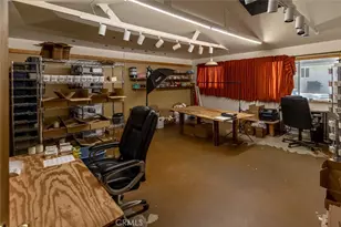 9711 Wheatland Ave, Shadow Hills, CA 91040 - Photo 28