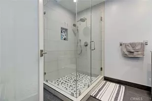 6911 Valmont St, Tujunga, CA 91042 - Photo 14