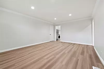 13573 Moorpark Street, Sherman Oaks, CA 91423 - Photo 8