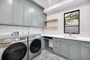 4239 Tarzana Estates Dr, Tarzana, CA 91356 - Photo 60