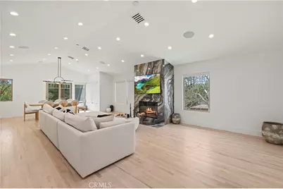 7628 Airlie, Tujunga, CA 91042 - Photo 10