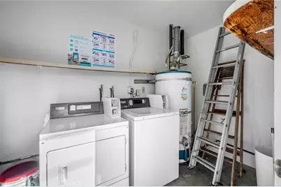 10409 Parr, Sunland, CA 91040 - Photo 16