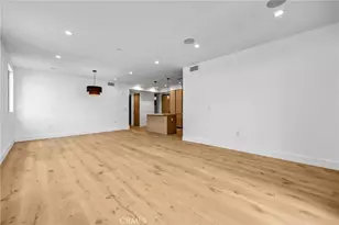 10352 Riverside Dr, Toluca Lake, CA 91602 - Photo 22