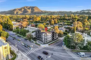 10352 Riverside Dr, Toluca Lake, CA 91602 - Photo 46