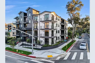 10352 Riverside Drive #203A, Toluca Lake, CA 91602 - Photo 2