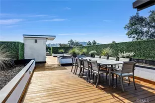 10352 Riverside Dr, Toluca Lake, CA 91602 - Photo 40