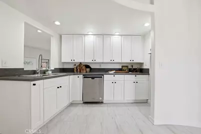 10718 Valley Spring Lane, North Hollywood, CA 91602 - Photo 10