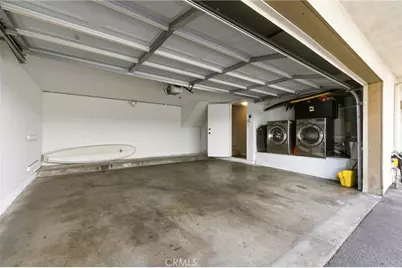 14715 Saticoy Street #14, Van Nuys, CA 91405 - Photo 10