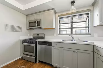 14715 Saticoy Street #14, Van Nuys, CA 91405 - Photo 16