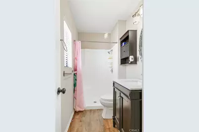 14715 Saticoy Street #14, Van Nuys, CA 91405 - Photo 34