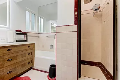 15556 Valerio, Van Nuys, CA 91406 - Photo 34