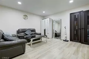 15556 Valerio, Van Nuys, CA 91406 - Photo 28