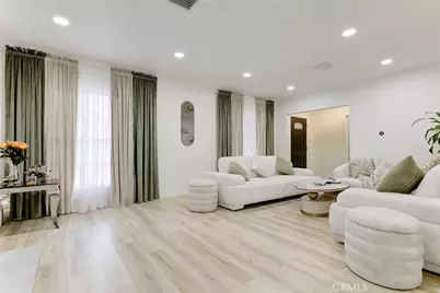 15556 Valerio, Van Nuys, CA 91406 - Photo 12