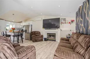 13691 Gavina Ave, Sylmar, CA 91342 - Photo 4