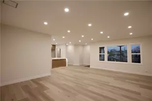 16126 Blackhawk St, Granada Hills, CA 91344 - Photo 4