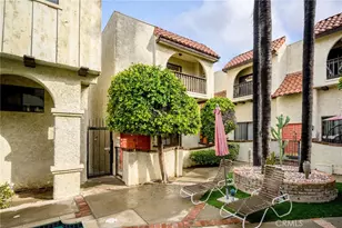 300 N Isabel St, Glendale, CA 91206 - Photo 2