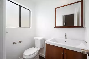 300 N Isabel St, Glendale, CA 91206 - Photo 16