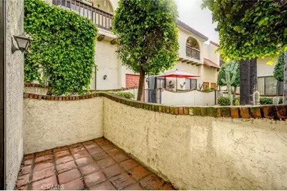 300 N Isabel Street #10, Glendale, CA 91206 - Photo 8