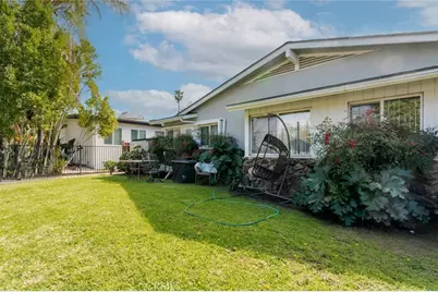 12806 Oxnard Street, North Hollywood, CA 91606 - Photo 2