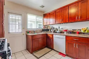 12806 Oxnard St, North Hollywood, CA 91606 - Photo 12