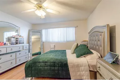 12806 Oxnard Street, North Hollywood, CA 91606 - Photo 14