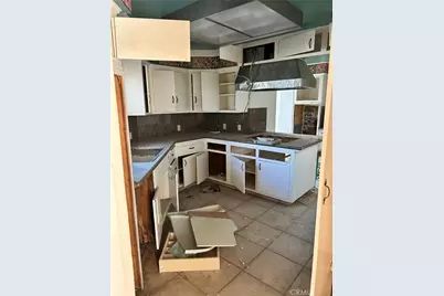 20572 Rancherias, Apple Valley, CA 92307 - Photo 4