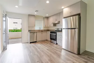 10652 Whipple Street, North Hollywood, CA 91602 - Photo 8