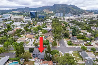 2925 W Oak, Burbank, CA 91505 - Photo 32