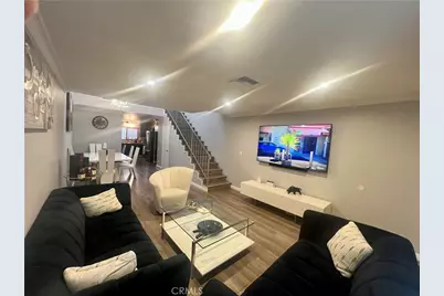 7301 Lennox, Van Nuys, CA 91405 - Photo 4