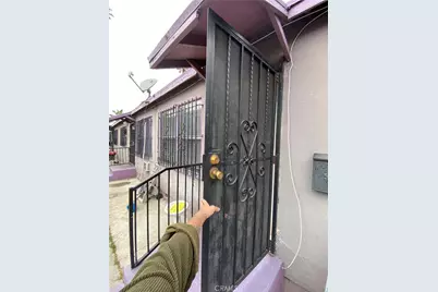 11018 S Figueroa, Los Angeles, CA 90061 - Photo 4