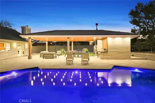 10147 Janetta, Sunland, CA 91040 - Photo 2