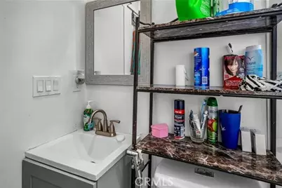 609 Corwin Avenue, Glendale, CA 91206 - Photo 16