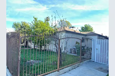 6044 Woodman, Van Nuys, CA 91401 - Photo 4