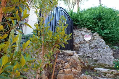 6845 Alta Loma Terrace, Los Angeles, CA 90068 - Photo 50