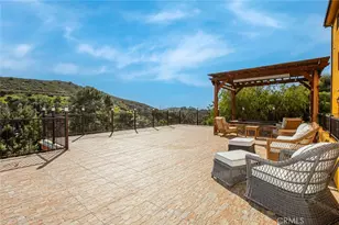 9336 Wayside Dr, Sunland, CA 91040 - Photo 12