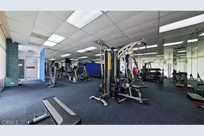 10450 Wilshire Boulevard #2A, Los Angeles, CA 90024 - Photo 24