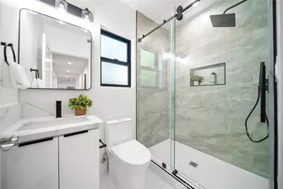 5623 Oso, Woodland Hills, CA 91367 - Photo 56