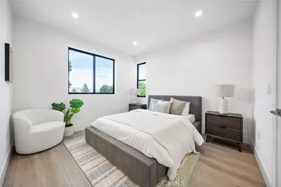 5623 Oso, Woodland Hills, CA 91367 - Photo 66