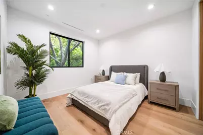 5623 Oso, Woodland Hills, CA 91367 - Photo 40