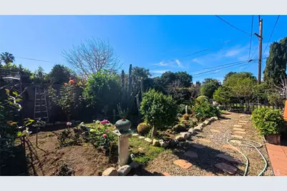 1343 Highland, Glendale, CA 91202 - Photo 32